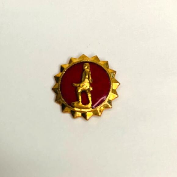 US Army Minute Man Lapel Button Vintage Pin Red Goldtone New - Picture 9 of 12